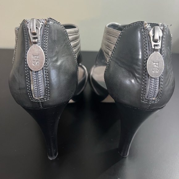 EUC Franco Sarto Metallic Silver and Dark Grey Heels 8.5 - Picture 14 of 15